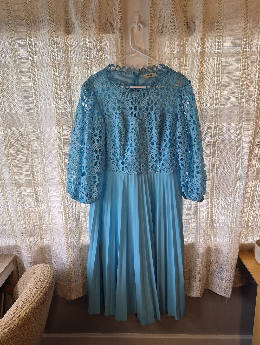 Aomei Blue Eyelet Lace Bodice Dress Pleasted Skirt Size 2X